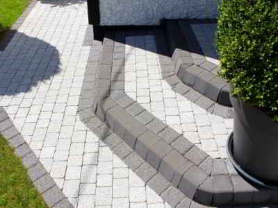 New Driveway WIth Steps Using Cobble stones