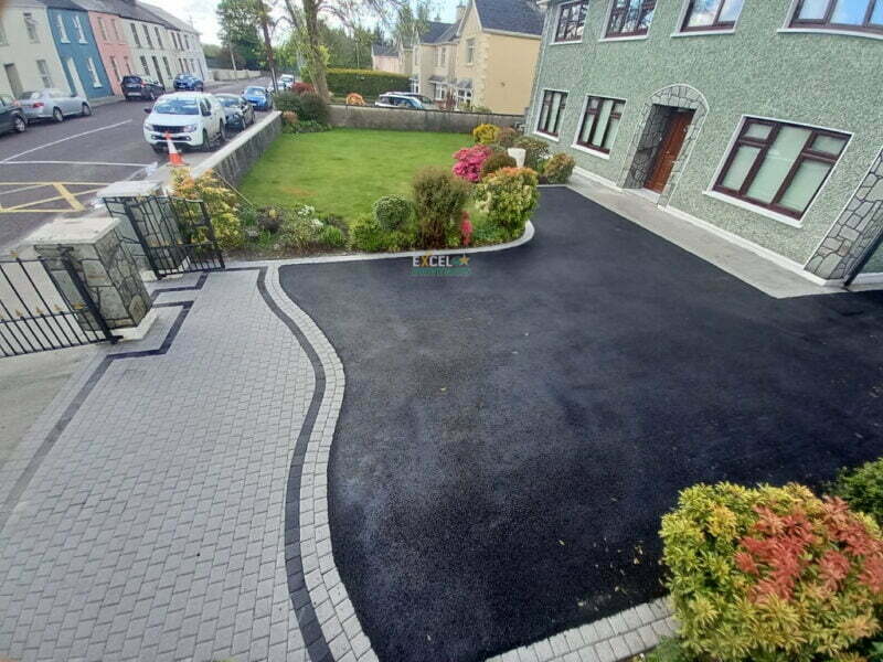 SMA Driveway with Granite Sett Apron and Border in Dunmanway, Co. Cork