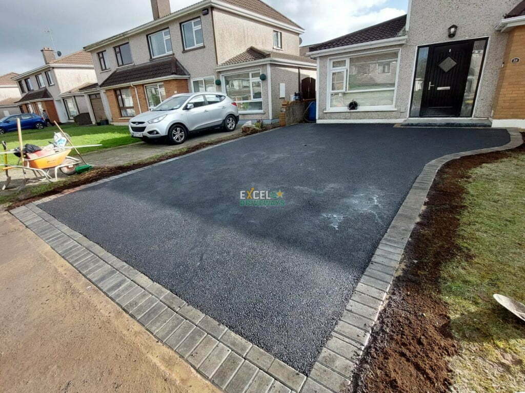 Tarmac Driveway with Charcoal Paved Border in Douglas Cork 2