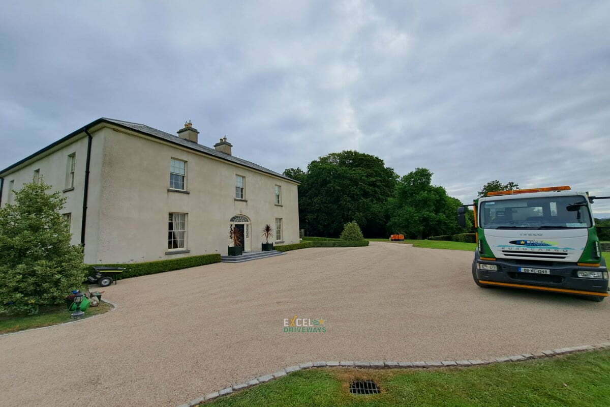 Driveway with Tar and Golden Gravel Chippings in Limerick Co. Limerick 8