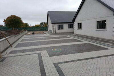 Driveway and Patio with Kilsaran Slate Paving and Lismore Granite Setts in East Cork 10