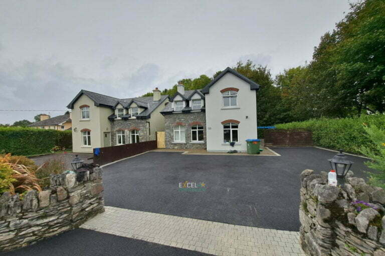 Asphalt Driveway with Granite Setts in Kenmare, Co. Kerry Excel Driveways