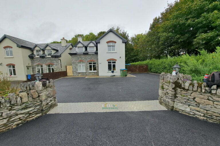 Asphalt Driveway with Granite Setts in Kenmare, Co. Kerry Excel Driveways