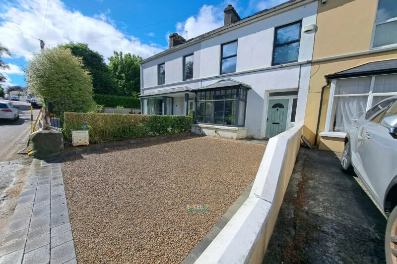 Golden Gravelled Driveway in Blackrock, Cork (4)
