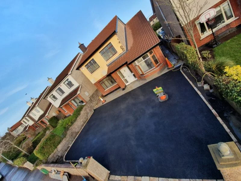 Asphalt Driveway with Sandstone borders in Rossbrook (2)