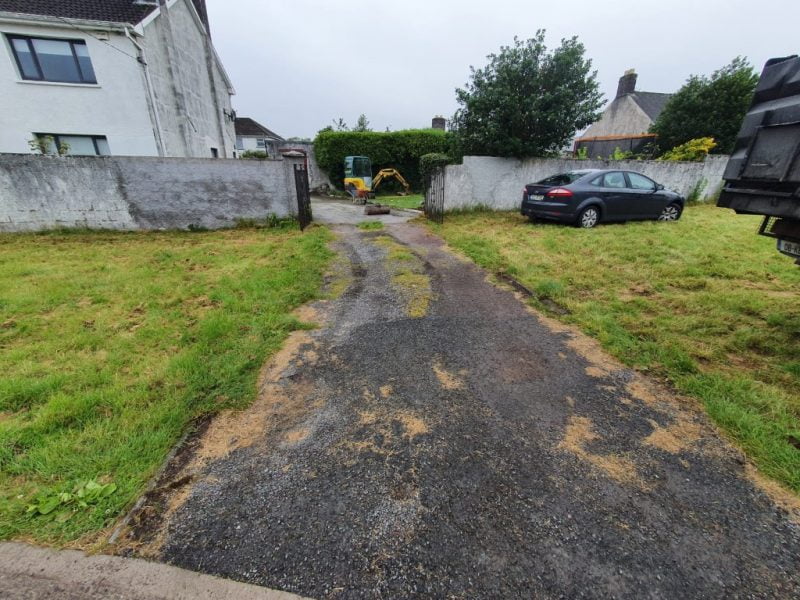 Hot Tar and Chip Driveway in The Lough, Cork