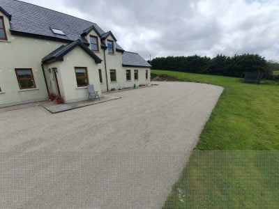 Tar and Chipping For Driveways (7) Tar and Chipping For Driveways (7)